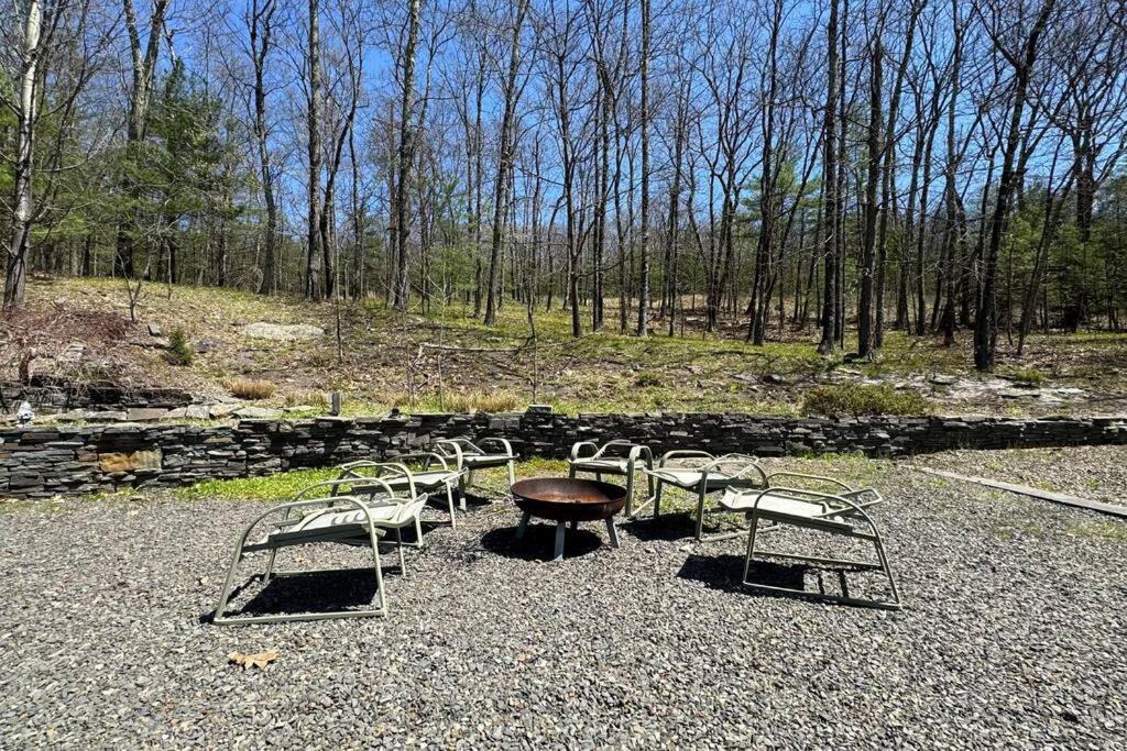 Woodland Whimsy A Private Escape, Hot Tub, Pool, Sunroom Saugerties Exterior photo